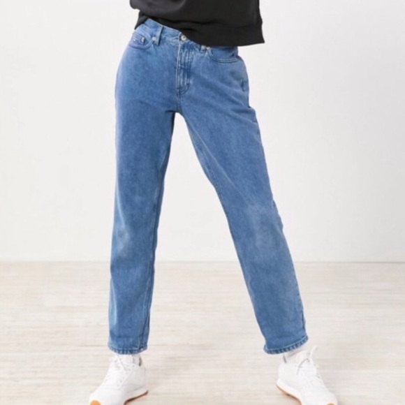 Tommy Hilfiger Denim - Vintage Tommy Hilfiger High Waisted Mom Je…